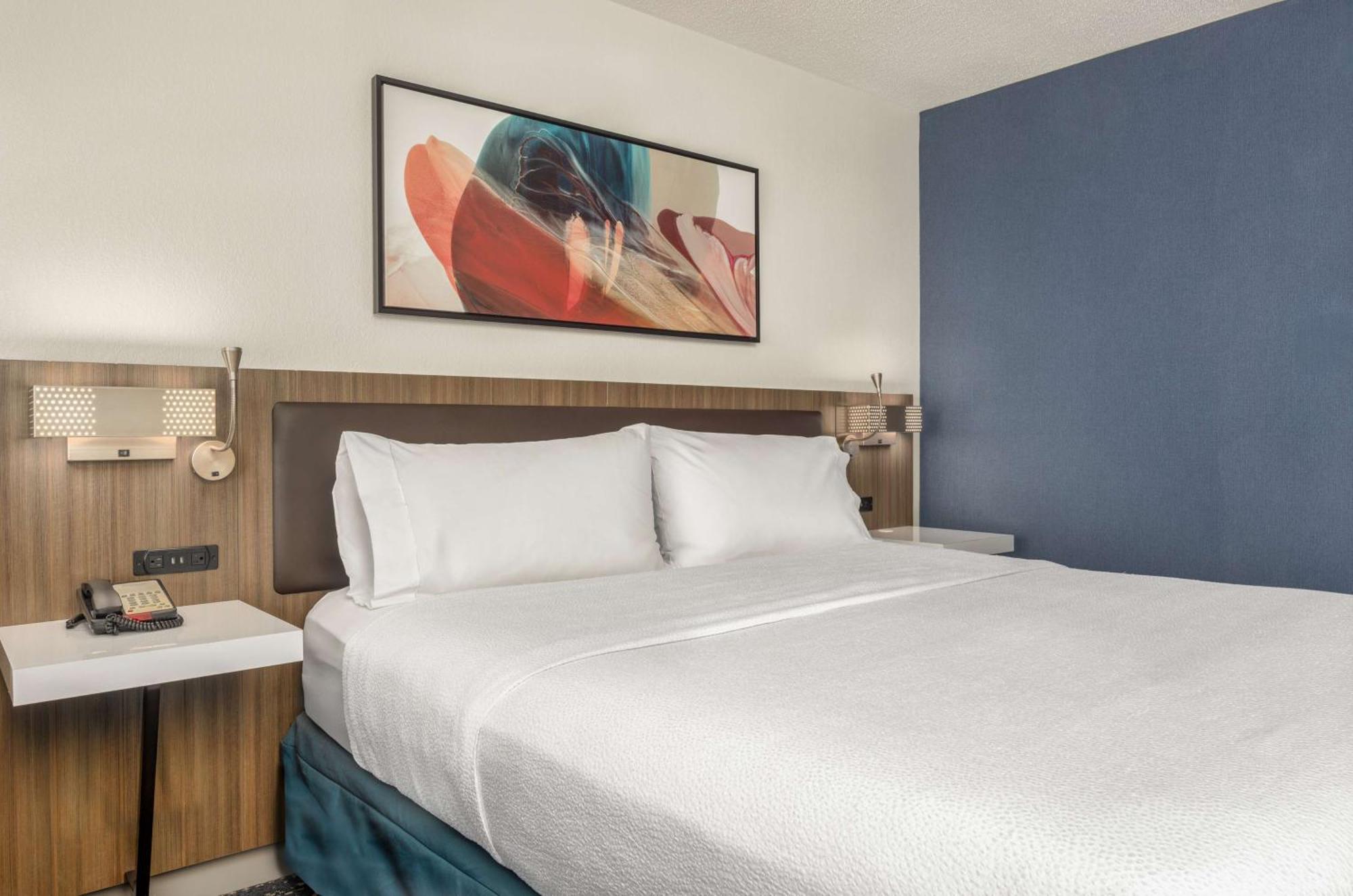 Hilton Garden Inn Oakbrook Terrace Bagian luar foto